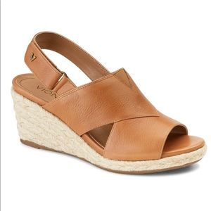 Vionic Womens Wedge Sandal